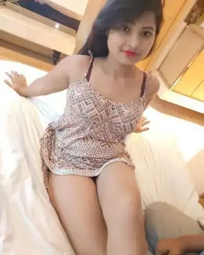 Call Girls in Marine Lines